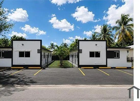 60 NW 71st St # 6, Miami, FL 33150