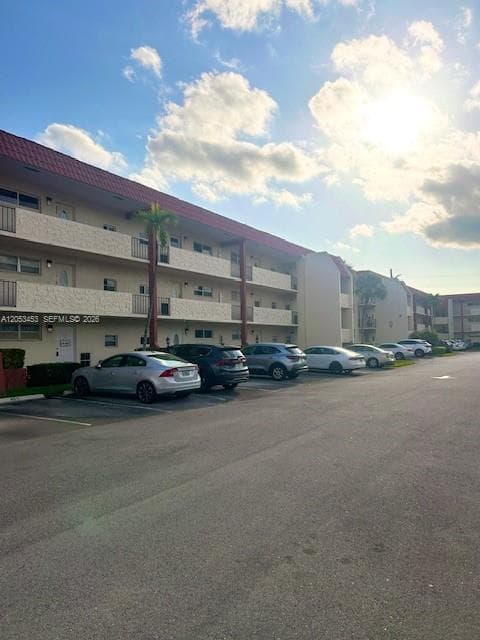 361 N Hollybrook Dr # 104, Pembroke Pines, FL 33025