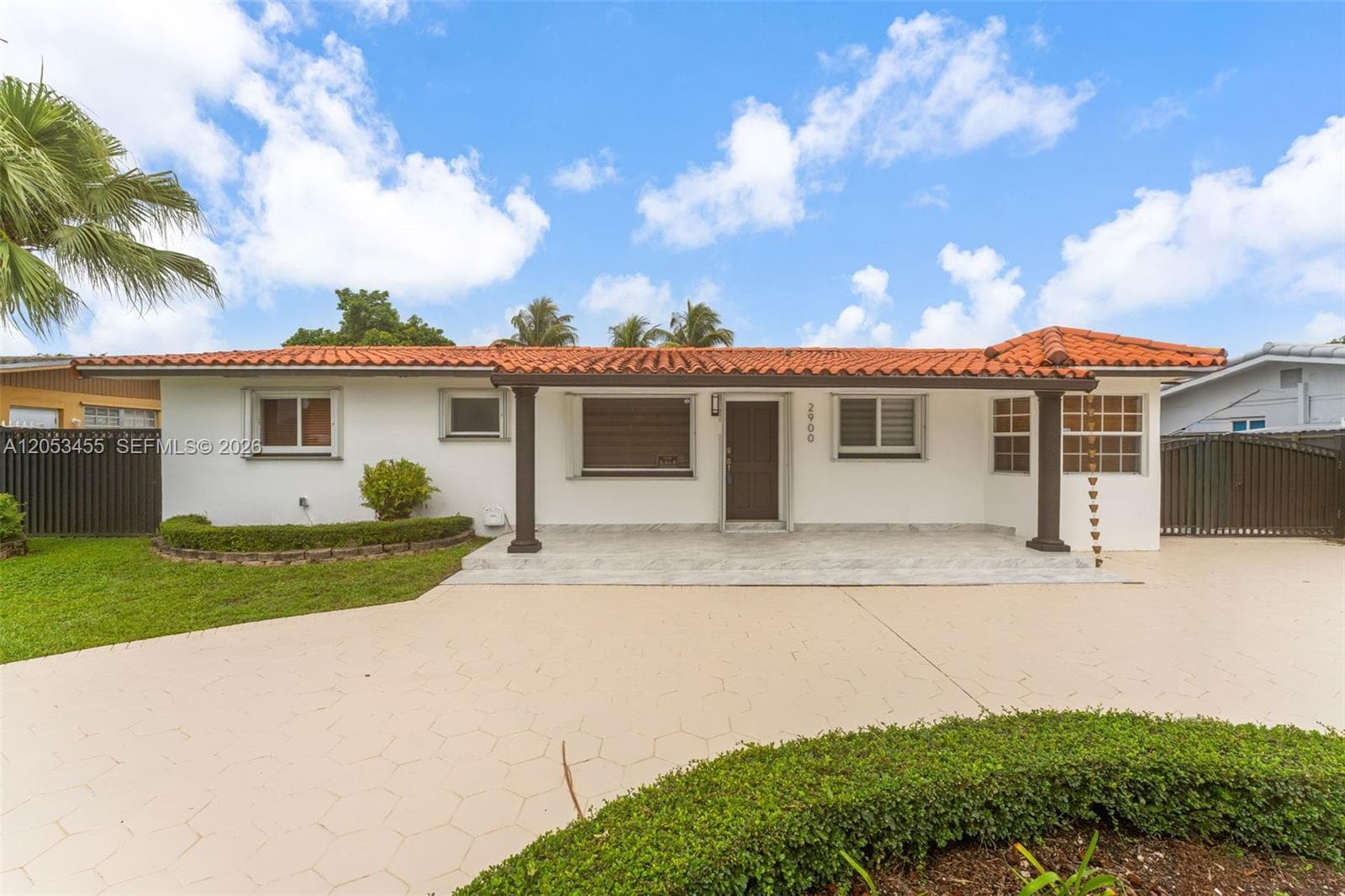 2900 SW 98th Ave, Miami, FL 33165 photo 2