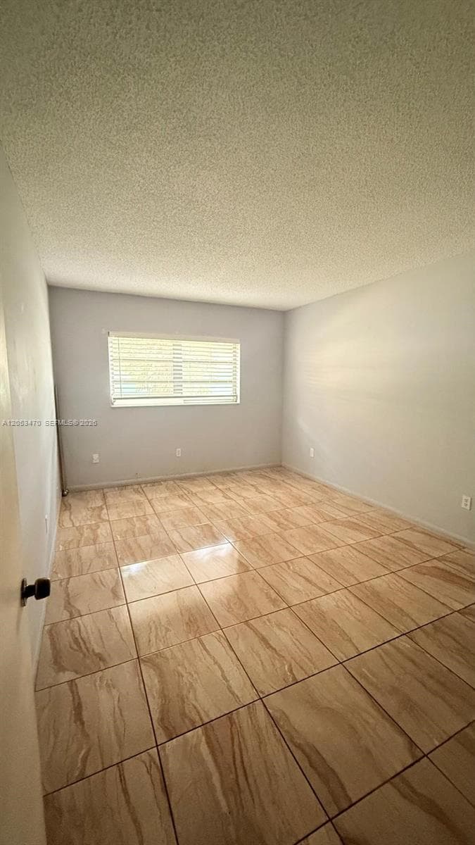 9360 SW 87th Ave # N5, Miami, FL 33176 photo 4