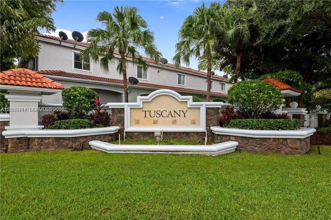 2833 SW 82nd Ave # 104, Miramar, FL 33025