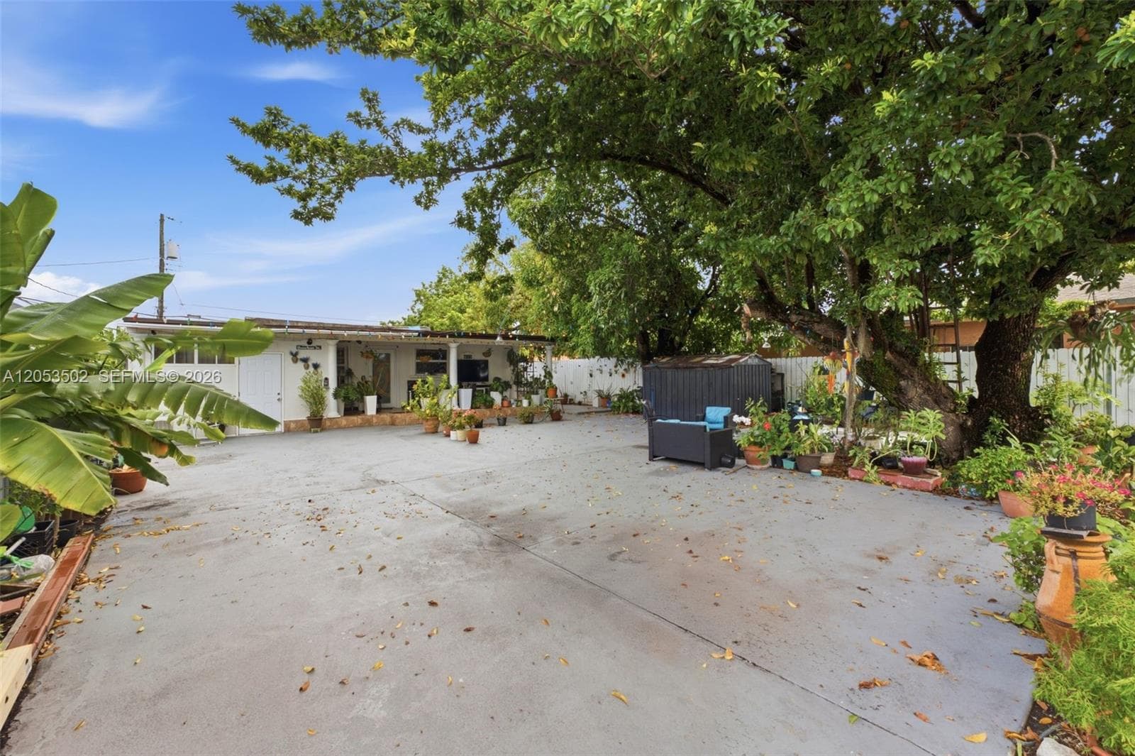 419 SE 3rd St, Hialeah, FL 33010 photo 4