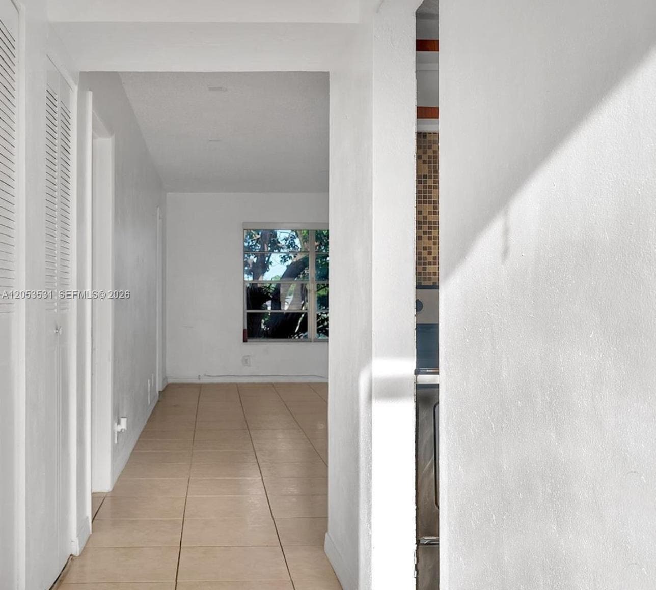 19105 NE 2nd Ave # 2118, Miami, FL 33179 photo 4
