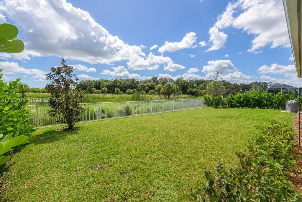 10305 SW Captiva Dr, Port St. Lucie, FL 34987 photo 2