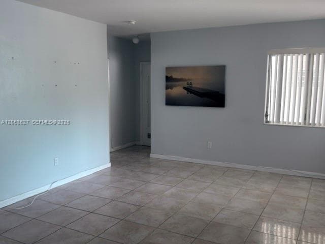 462 Golden Isles Dr # 203, Hallandale Beach, FL 33009 photo 4