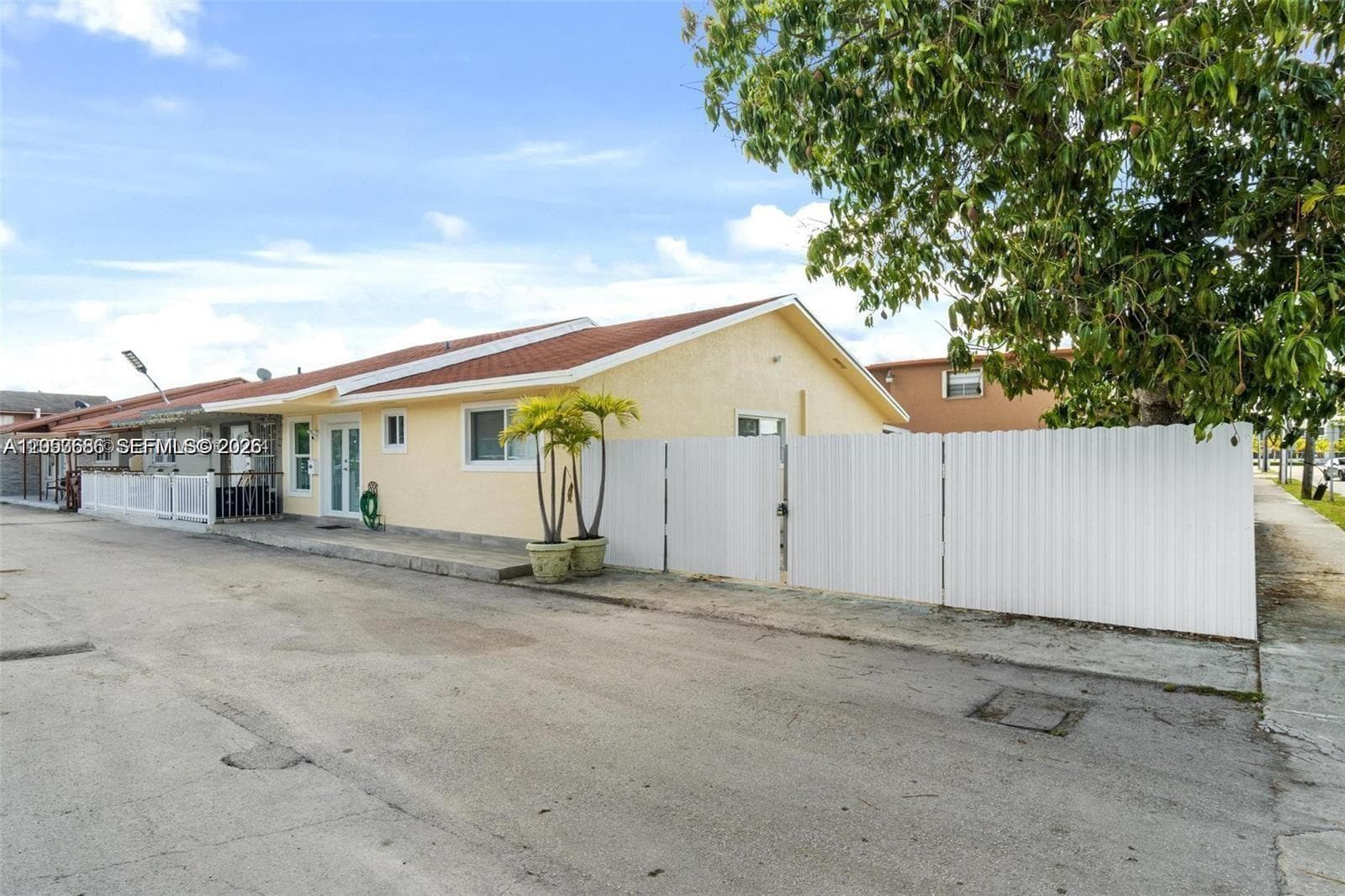 330 W 74th Pl # 330, Hialeah, FL 33014 photo 2