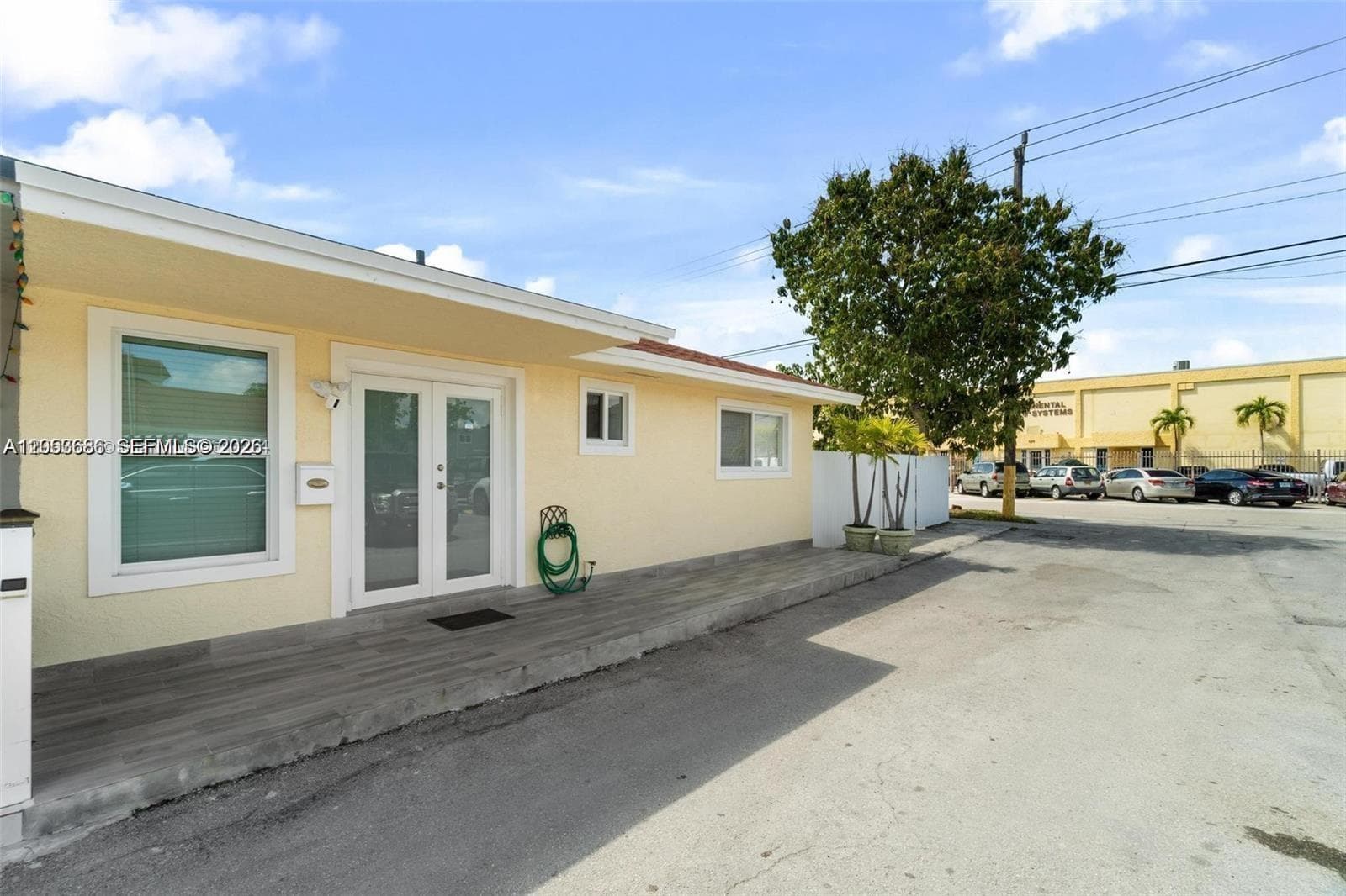330 W 74th Pl # 330, Hialeah, FL 33014 photo 3