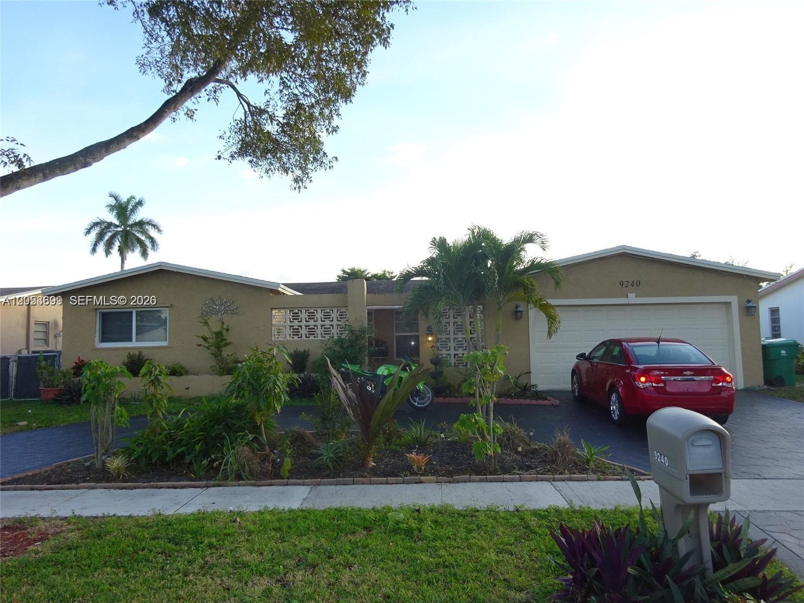 9240 SW 56th St # 0, Cooper City, FL 33328