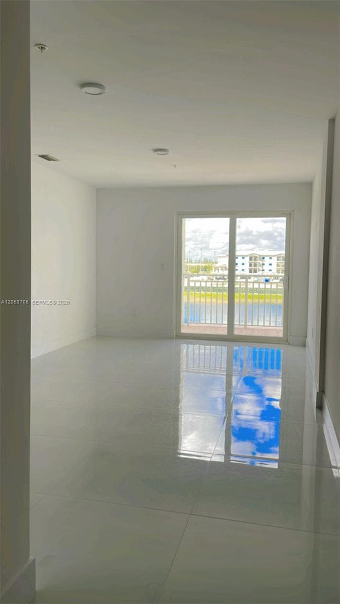 10950 NW 82nd St # 422, Doral, FL 33178 photo 5