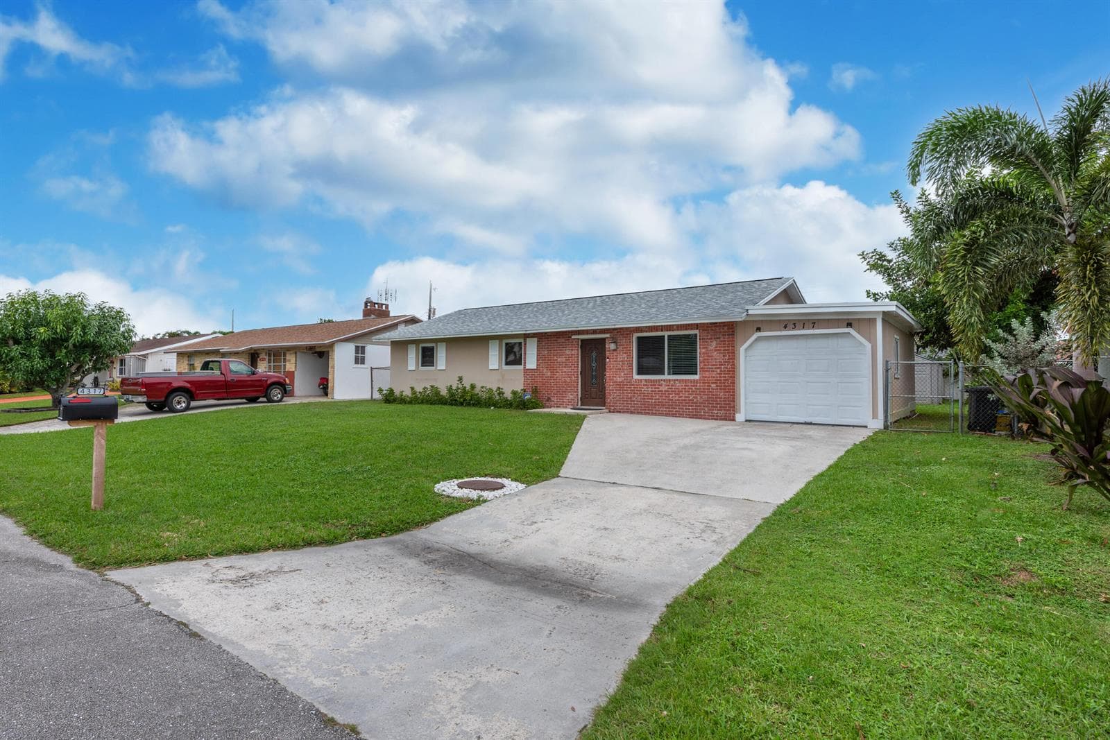 4317 APPLECREST Drive, Palm Beach Gardens, FL 33410 photo 2