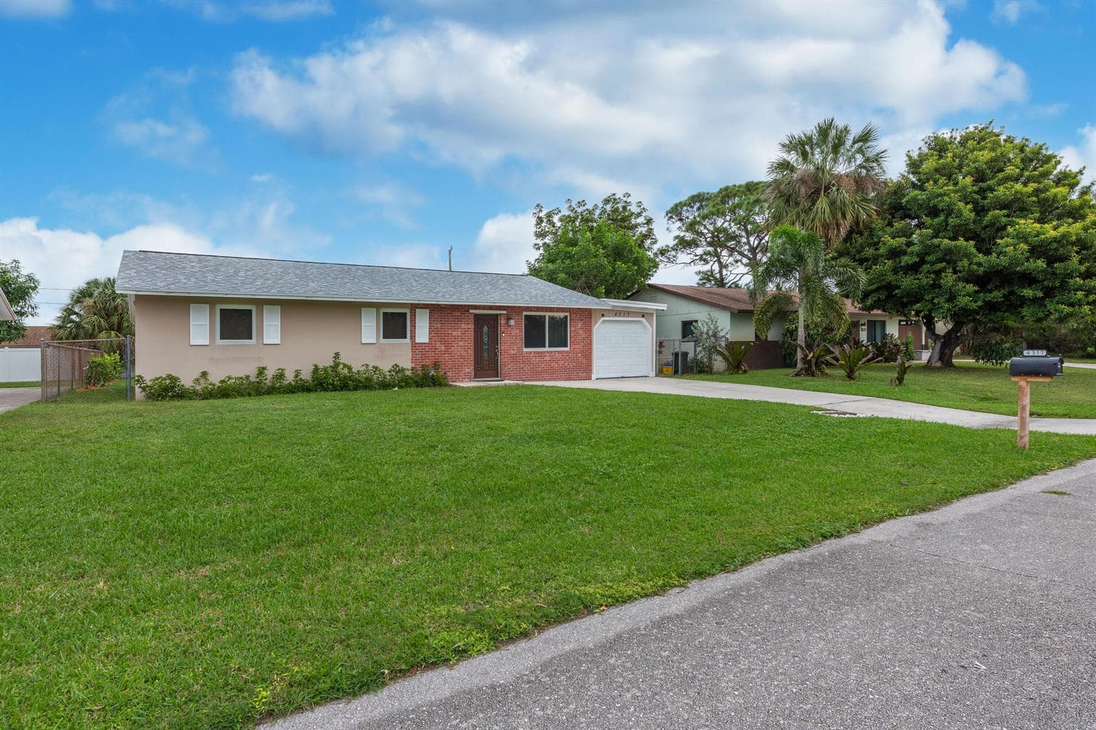 4317 APPLECREST Drive, Palm Beach Gardens, FL 33410 photo 3