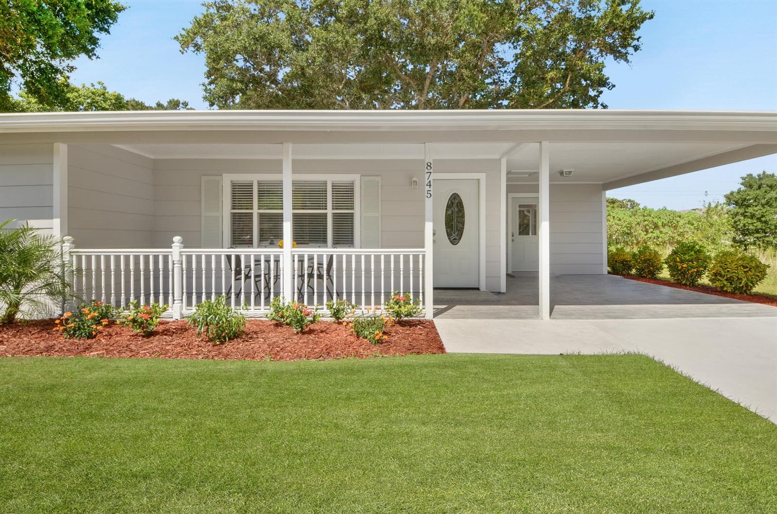 8745 98TH Court, Vero Beach, FL 32967 photo 3