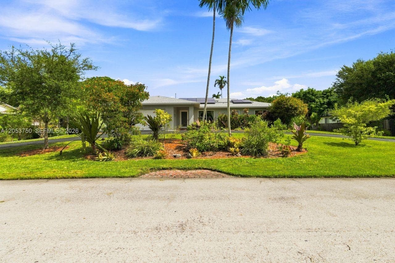 8445 SW 181st Ter, Palmetto Bay, FL 33157 photo 3