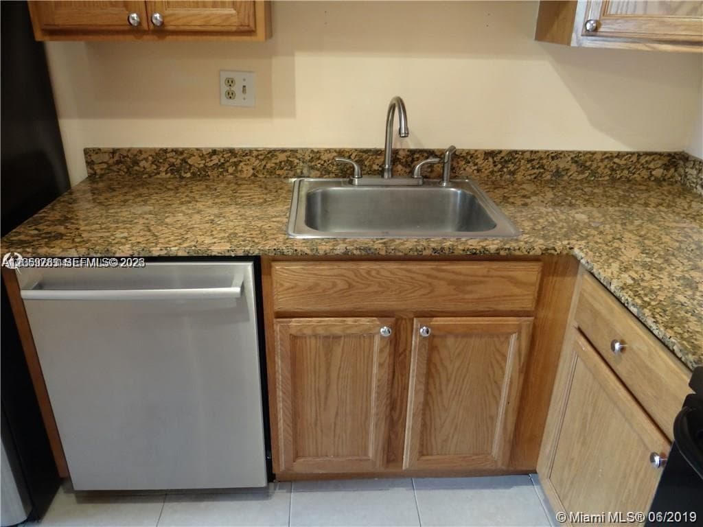 2741 Taft St # 206, Hollywood, FL 33020 photo 5