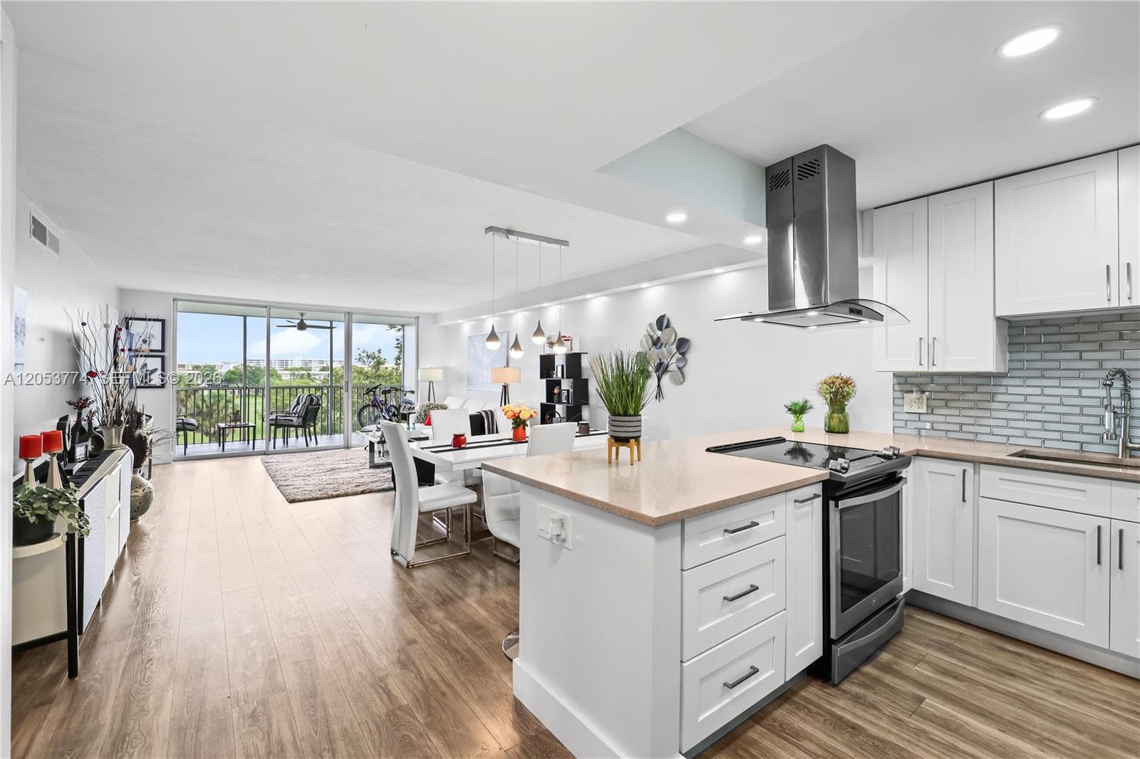 2661 S Course Dr # 510, Pompano Beach, FL 33069 photo 3