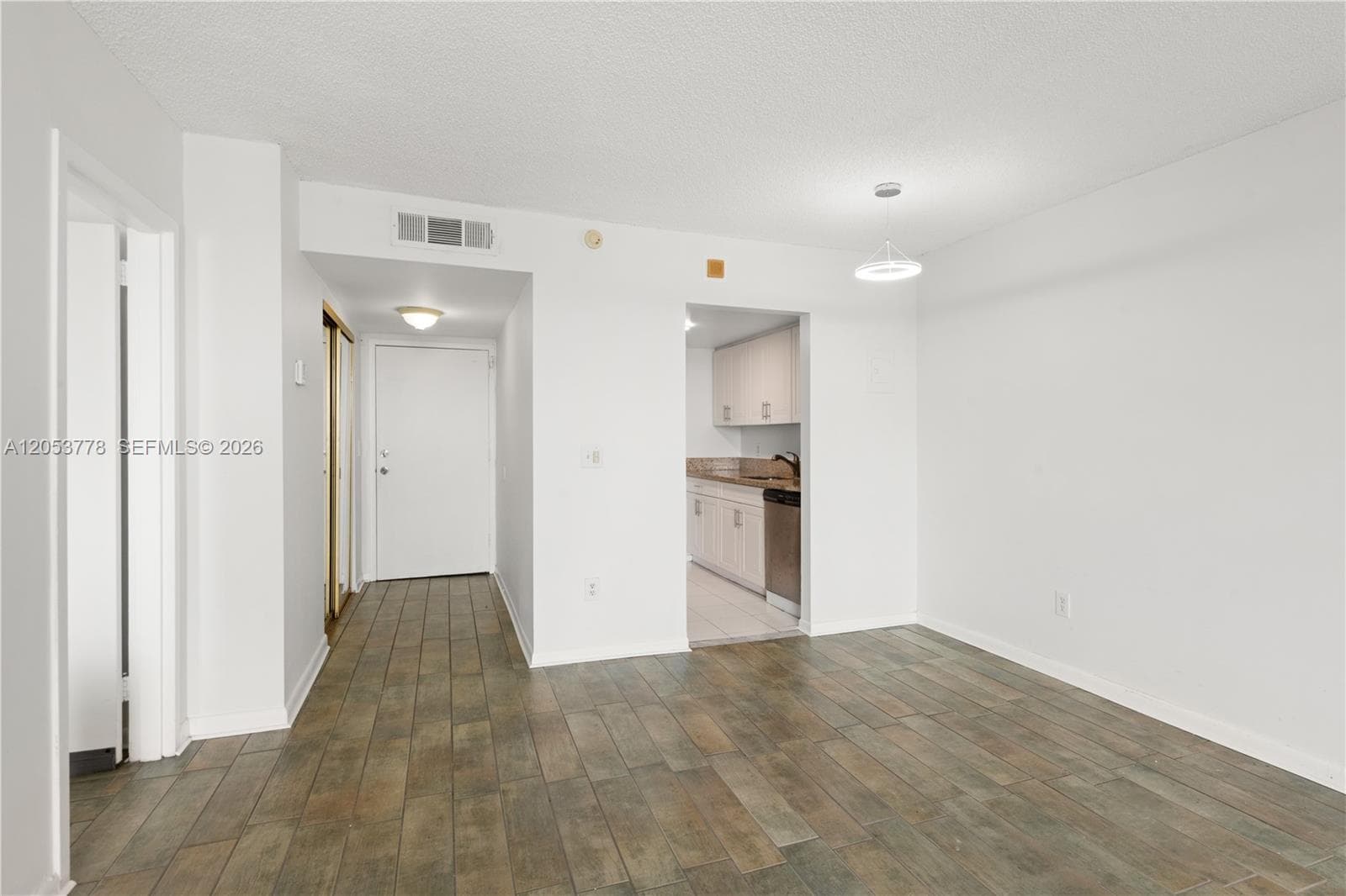 2350 NE 135th St # 812, North Miami, FL 33181 photo 5