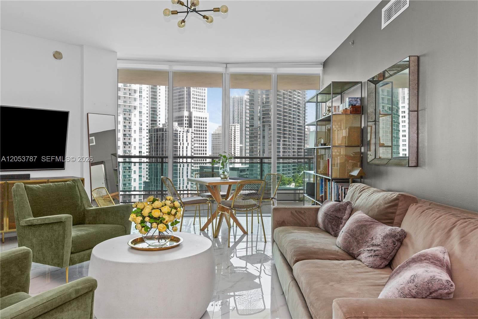 350 S Miami Ave # 2102, Miami, FL 33130 photo 4