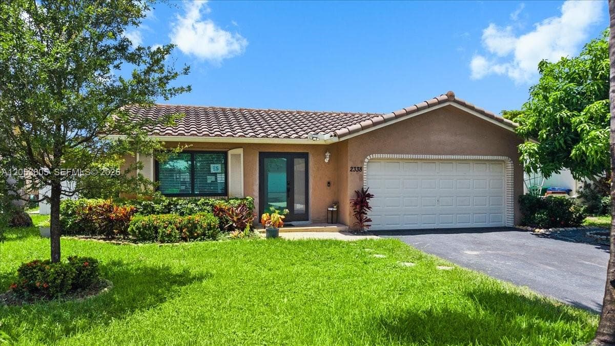 2338 NW 98th Way, Coral Springs, FL 33065