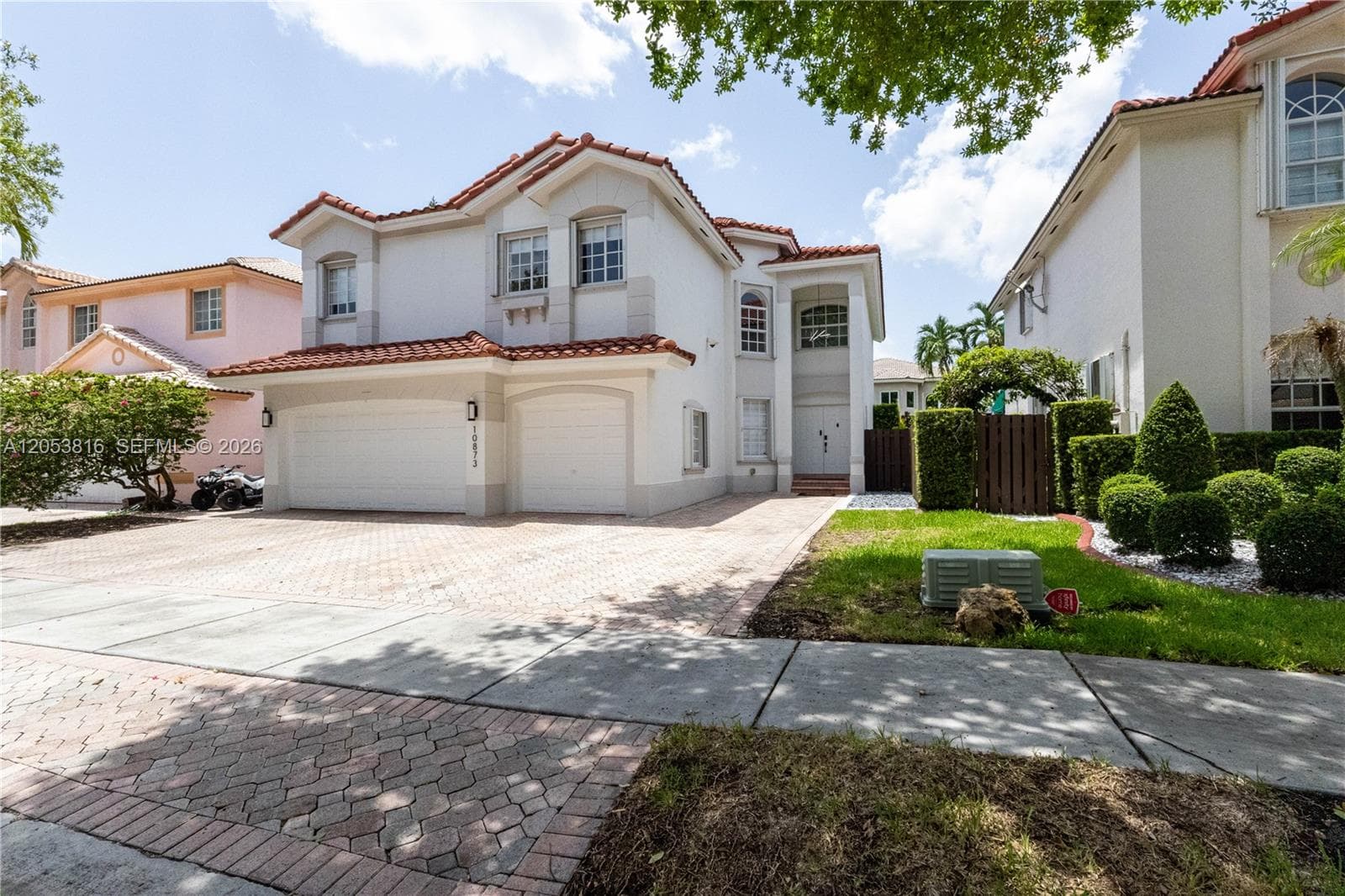 10873 NW 71st St, Doral, FL 33178 photo 4