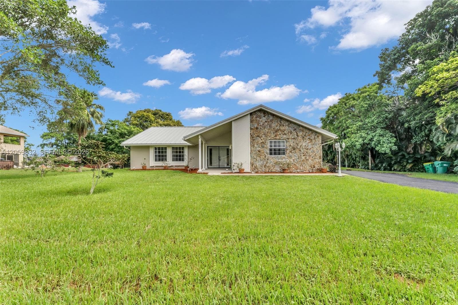 11501 SW 3rd St, Plantation, FL 33325 photo 2