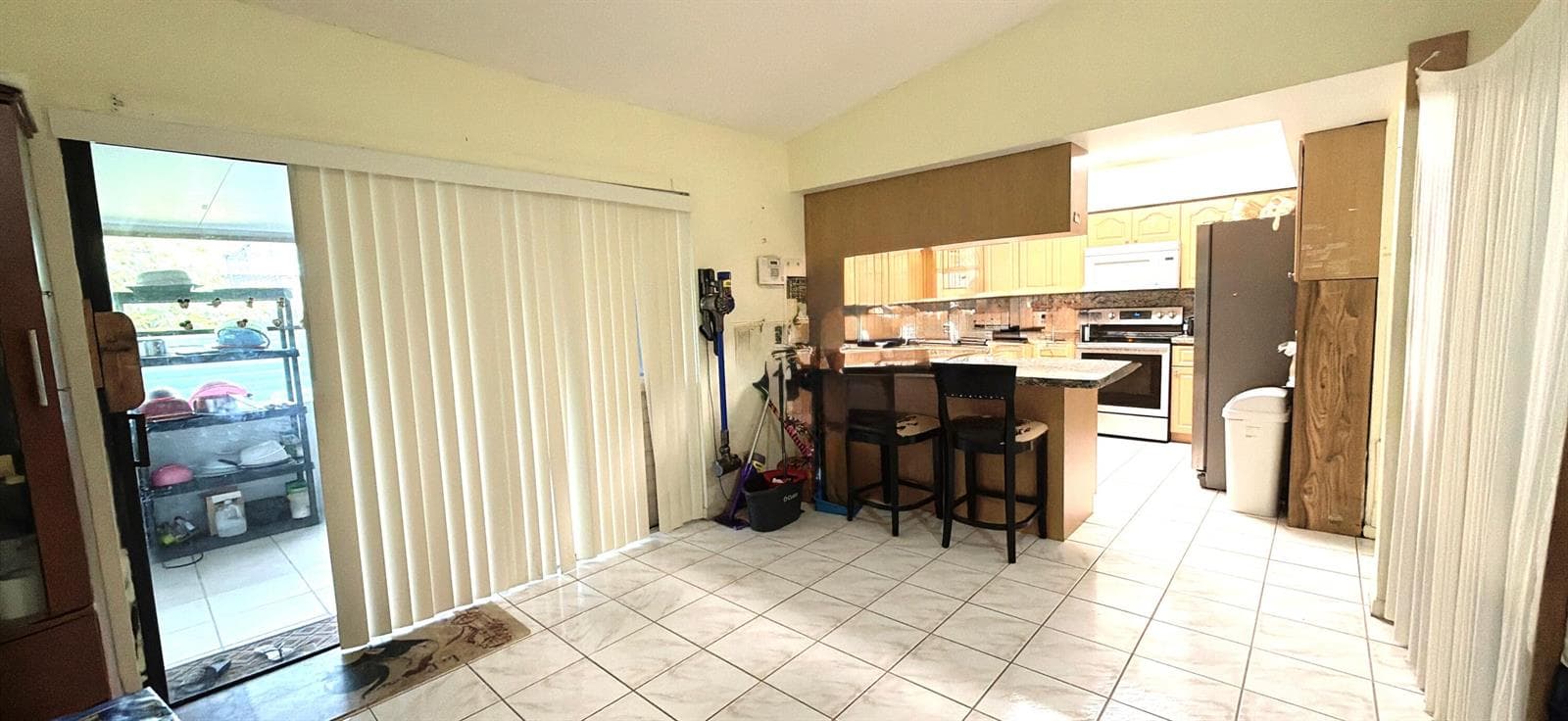 2000 NW 70th Lane, Margate, FL 33063 photo 5