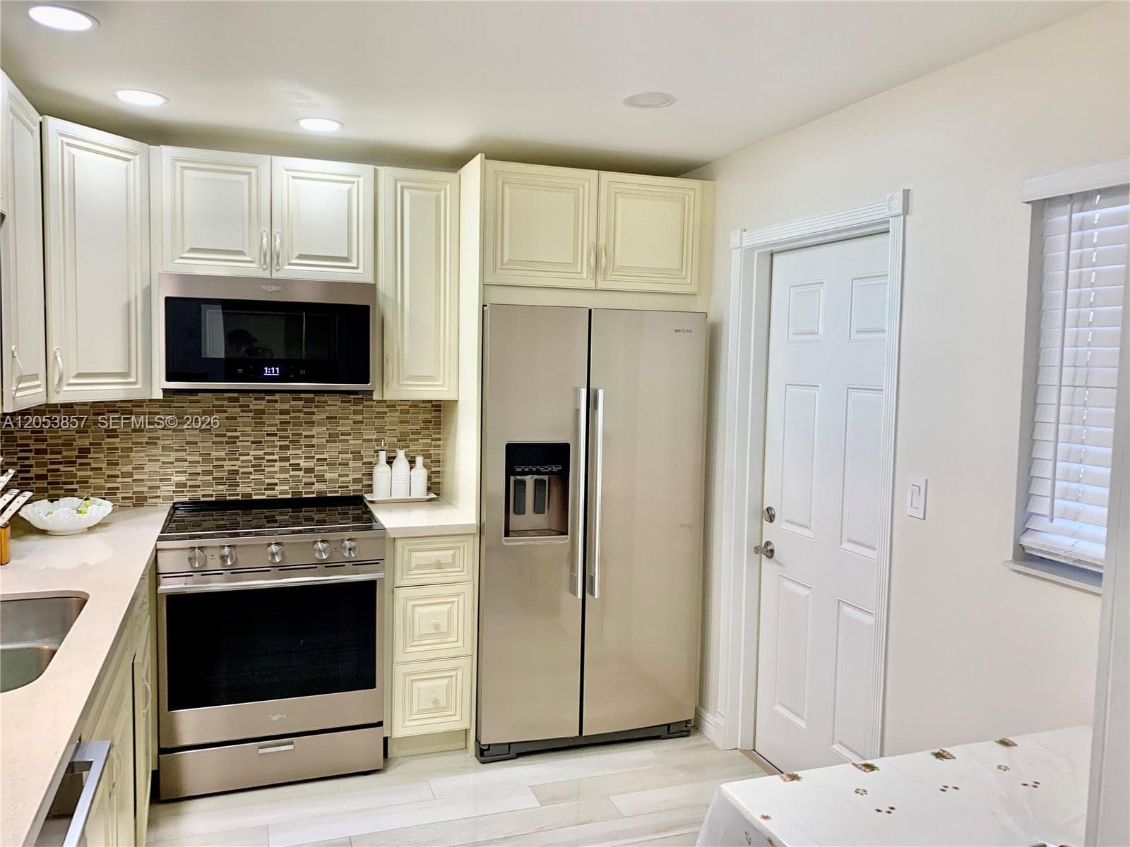 619 NE 14th Ave # 301, Hallandale Beach, FL 33009 photo 2