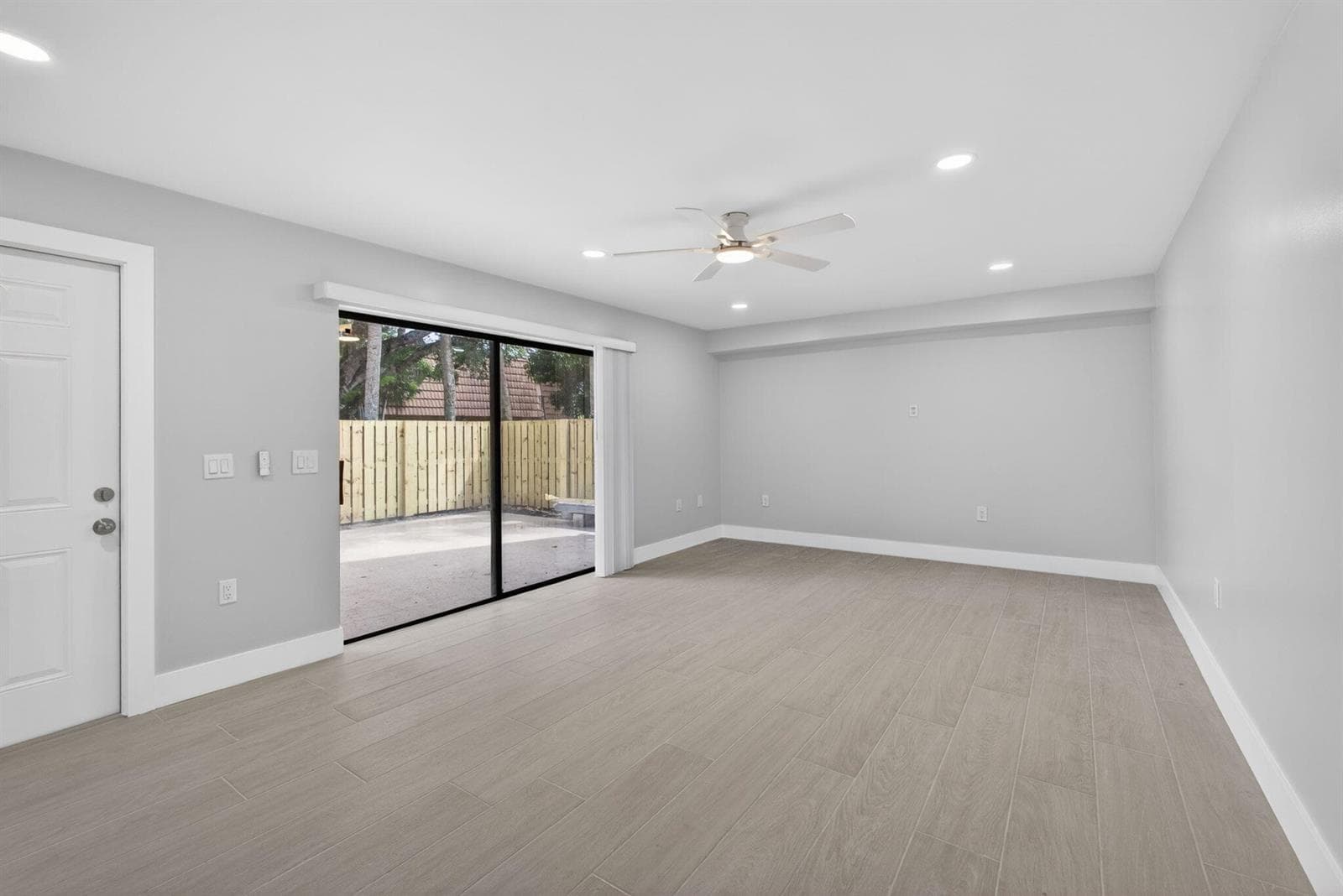 183 Charter Way, West Palm Beach, FL 33407 photo 5