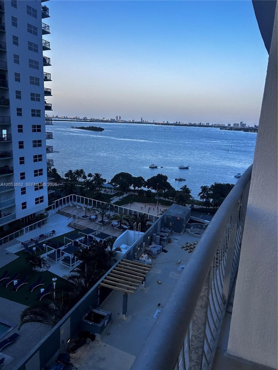 1750 N Bayshore Dr # 1707, Miami, FL 33132 photo 2