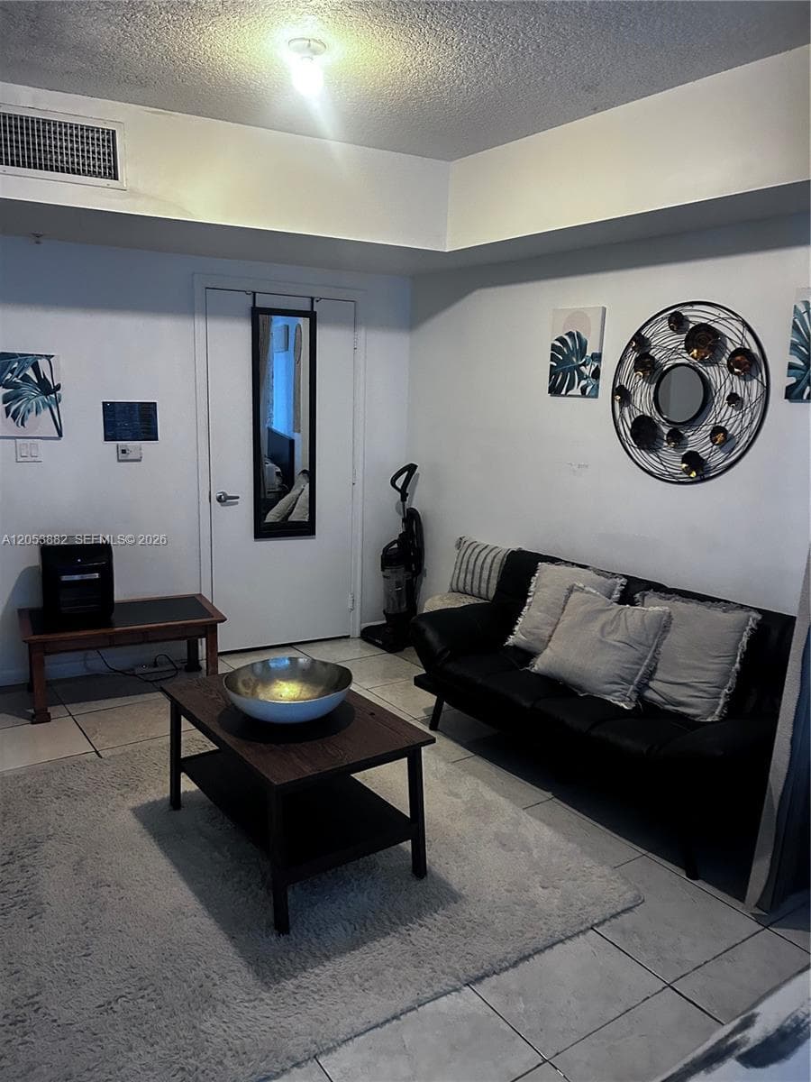 1750 N Bayshore Dr # 1707, Miami, FL 33132 photo 3