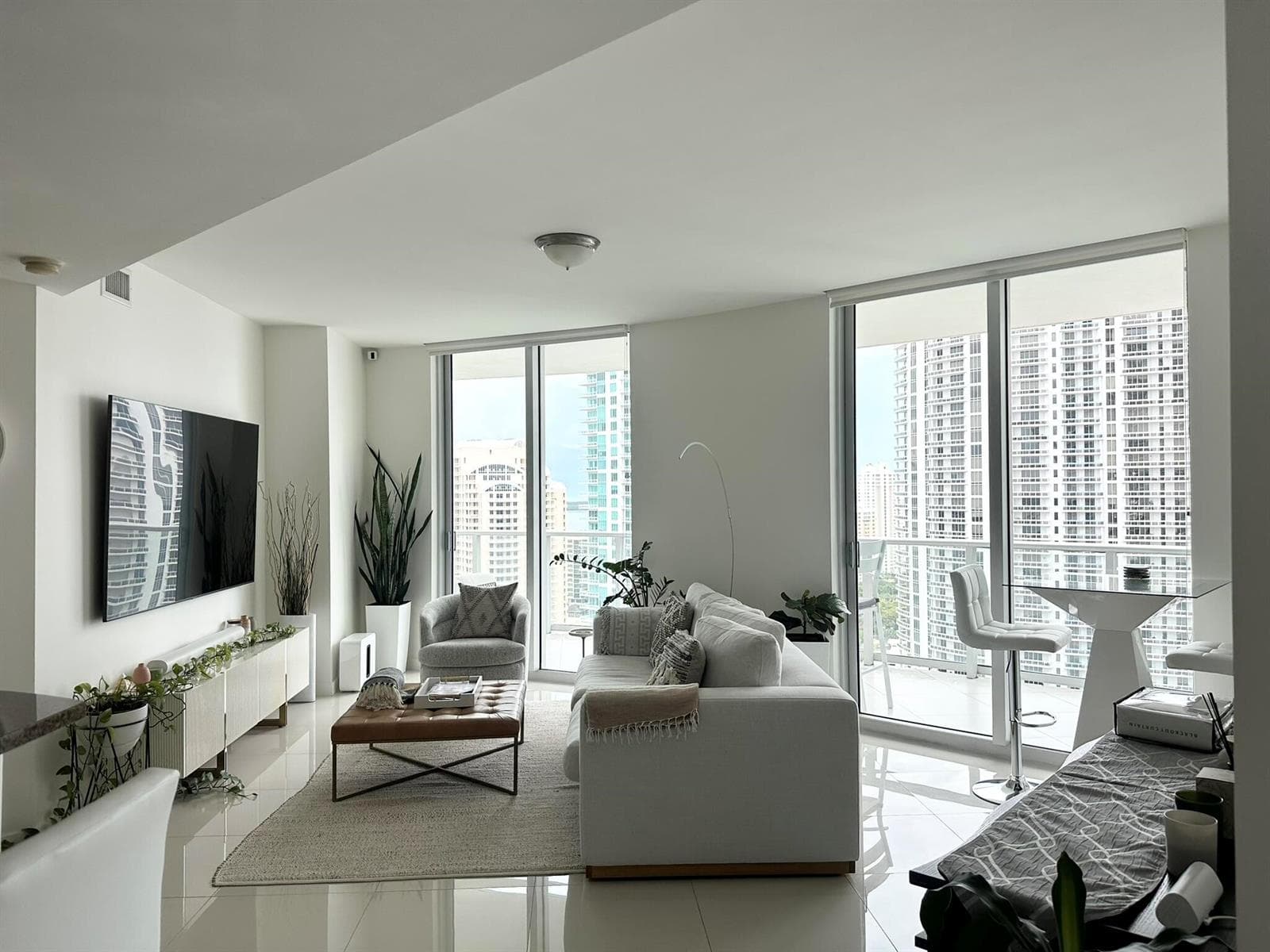 300 S BISCAYNE Boulevard # T-2208, Miami, FL 33131 photo 4