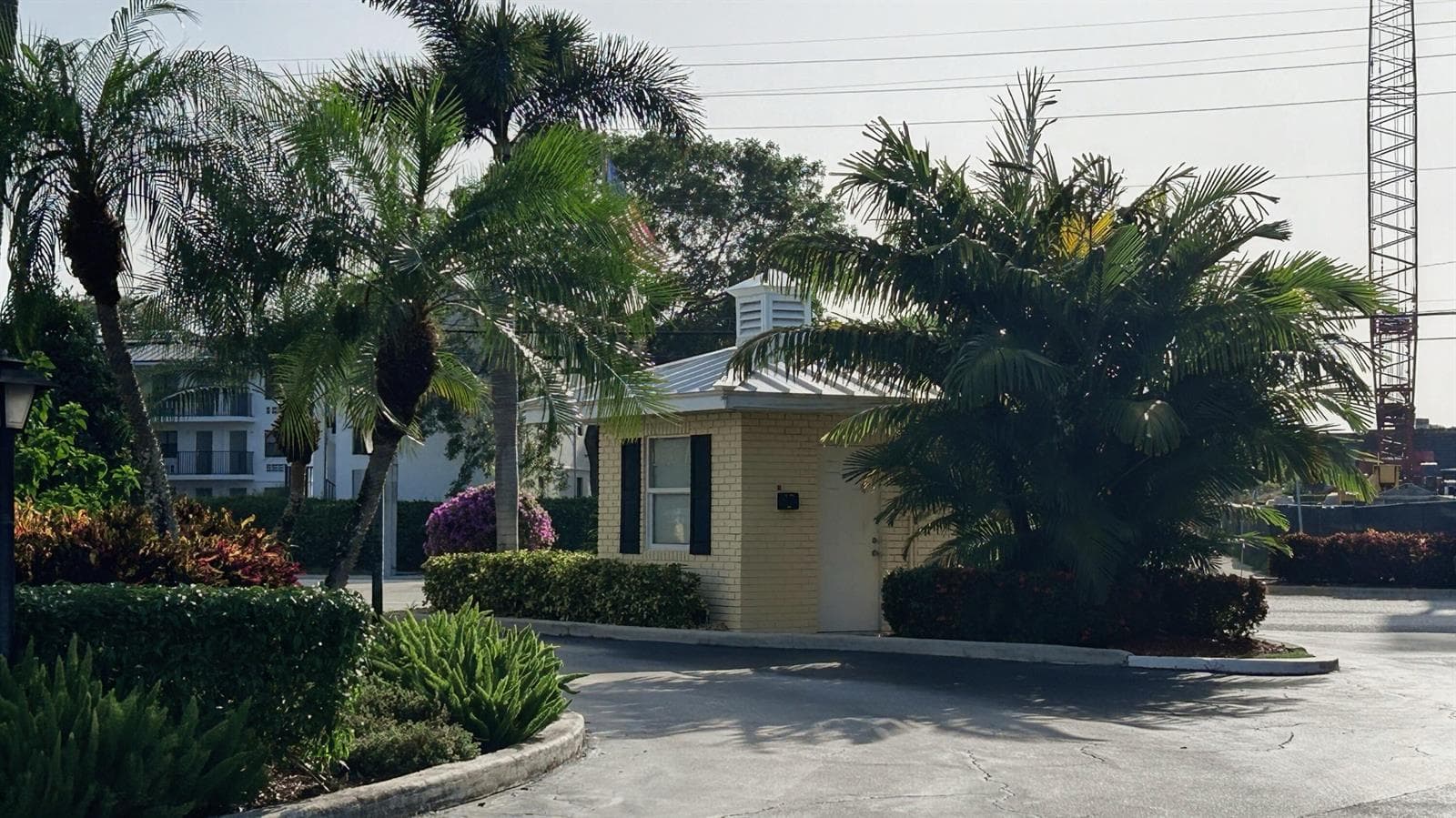 21 Colonial Club Drive # 202, Boynton Beach, FL 33435