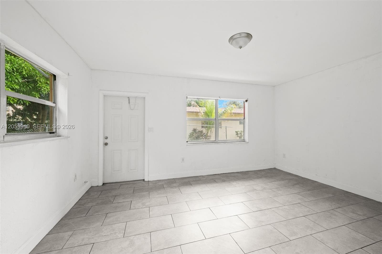1429 NE 118th Ter, Miami, FL 33161 photo 3