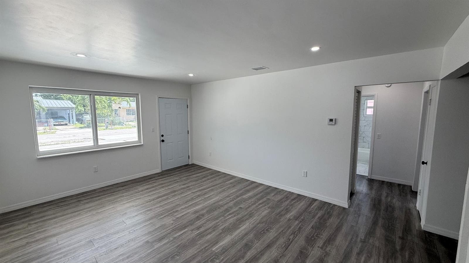 1063 NW 108th Terrace, Miami, FL 33168 photo 4