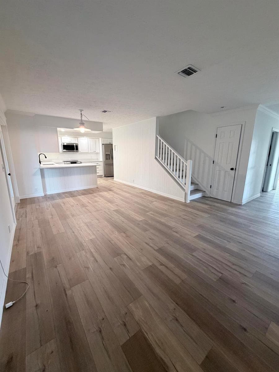 180 8th Court, Vero Beach, FL 32962 photo 3