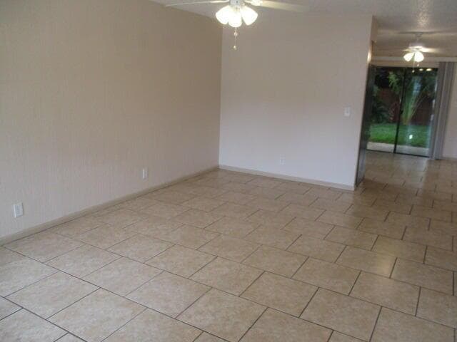 9077 E HIGHLAND PINES Drive # 9077, Palm Beach Gardens, FL 33418 photo 2
