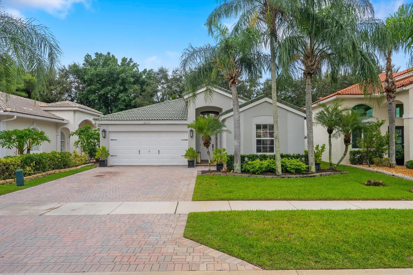 4221 Bluff Harbor Way, Wellington, FL 33449