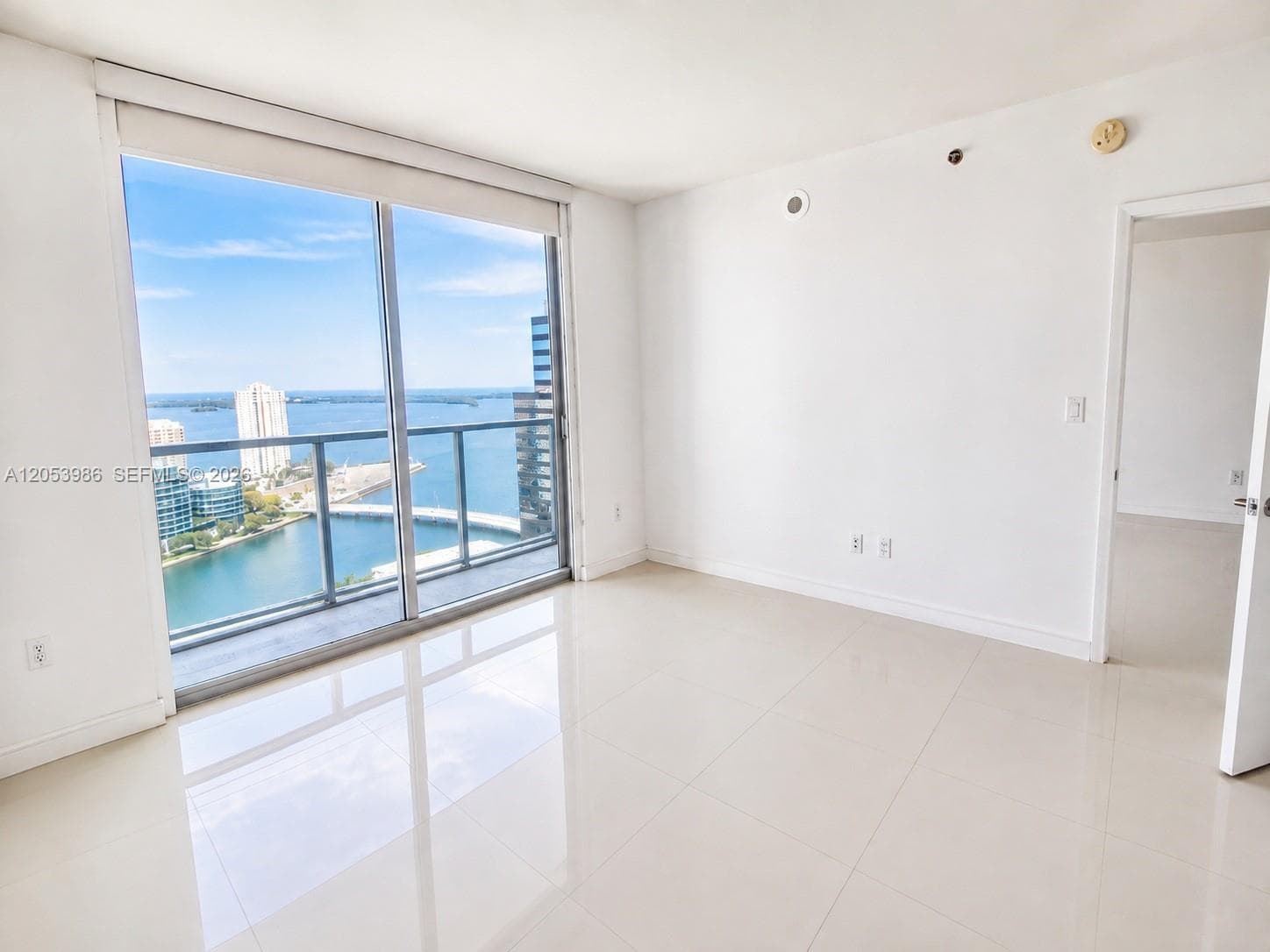 500 BRICKELL AVE # 3200, Miami, FL 33131 photo 5