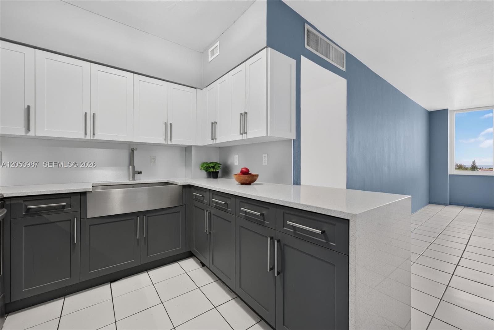 7441 Wayne Ave # 8G, Miami Beach, FL 33141 photo 4
