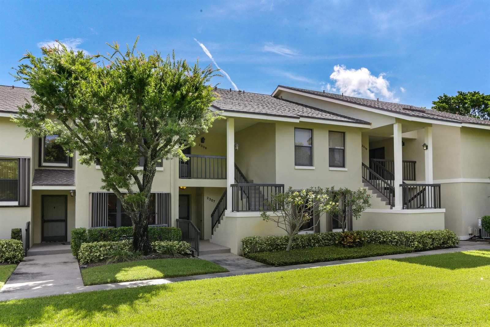 2306 FAIRWAY Drive S, Jupiter, FL 33477 photo 2