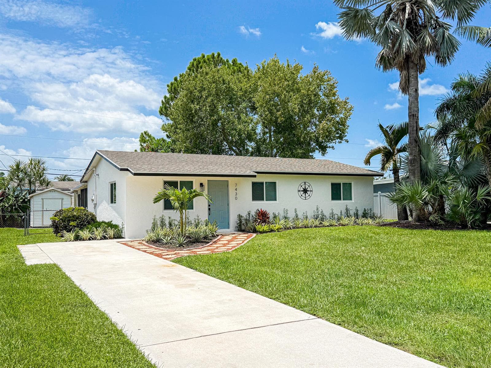 7430 Cocoanut Drive, Lake Worth, FL 33467