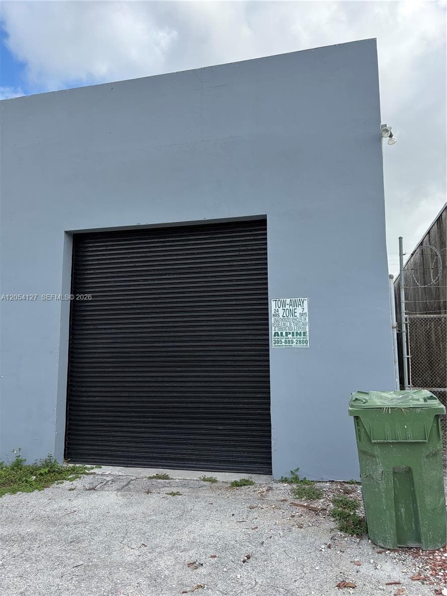 211 W 22nd St, Hialeah, FL 33010 photo 3