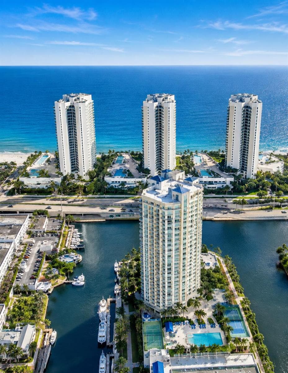 16425 Collins Avenue # 818, Sunny Isles Beach, FL 33160 photo 3