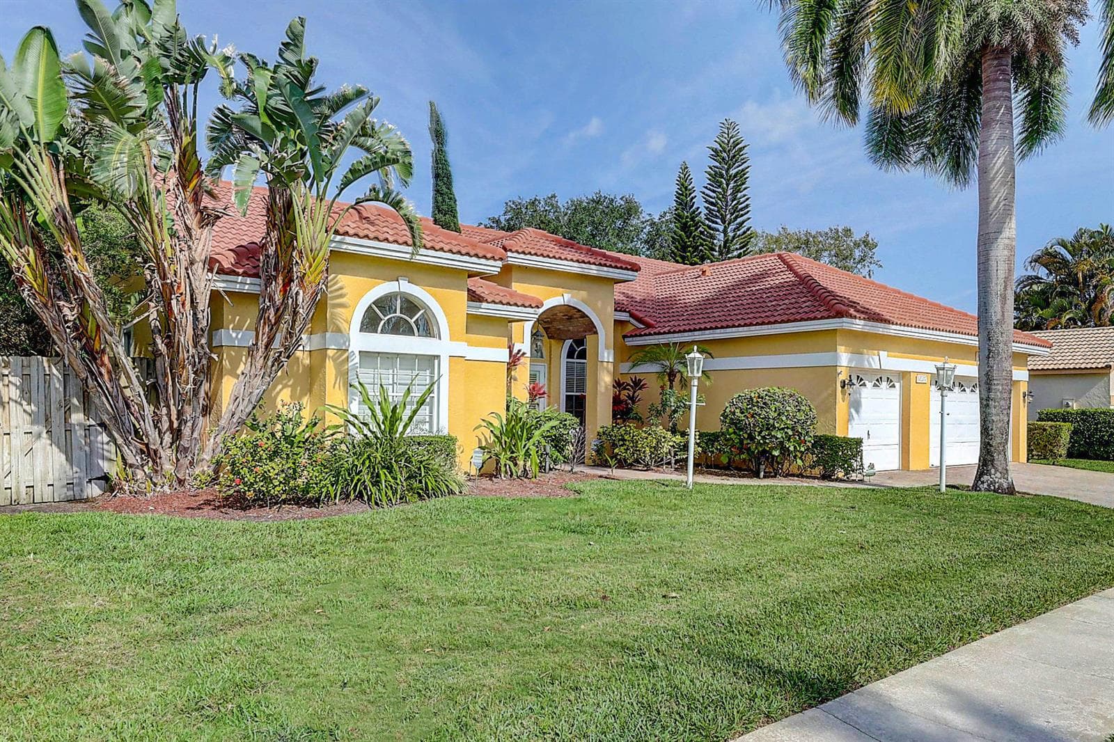 10207 Allamanda Boulevard, Palm Beach Gardens, FL 33410 photo 2