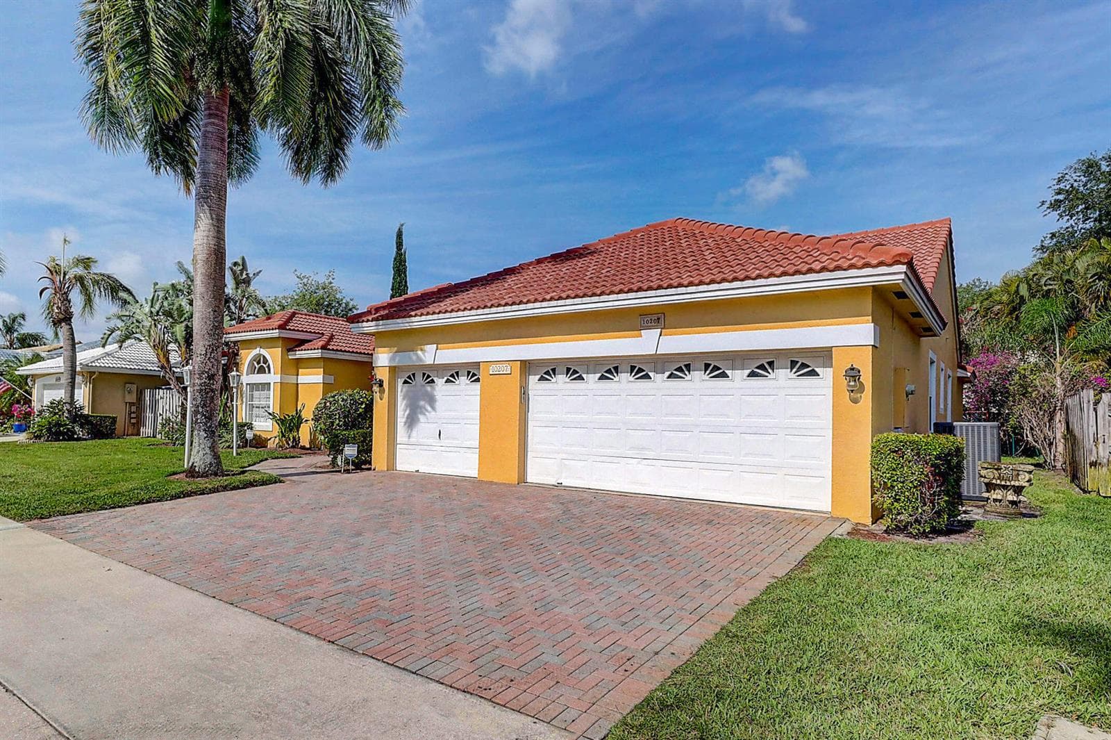 10207 Allamanda Boulevard, Palm Beach Gardens, FL 33410 photo 3