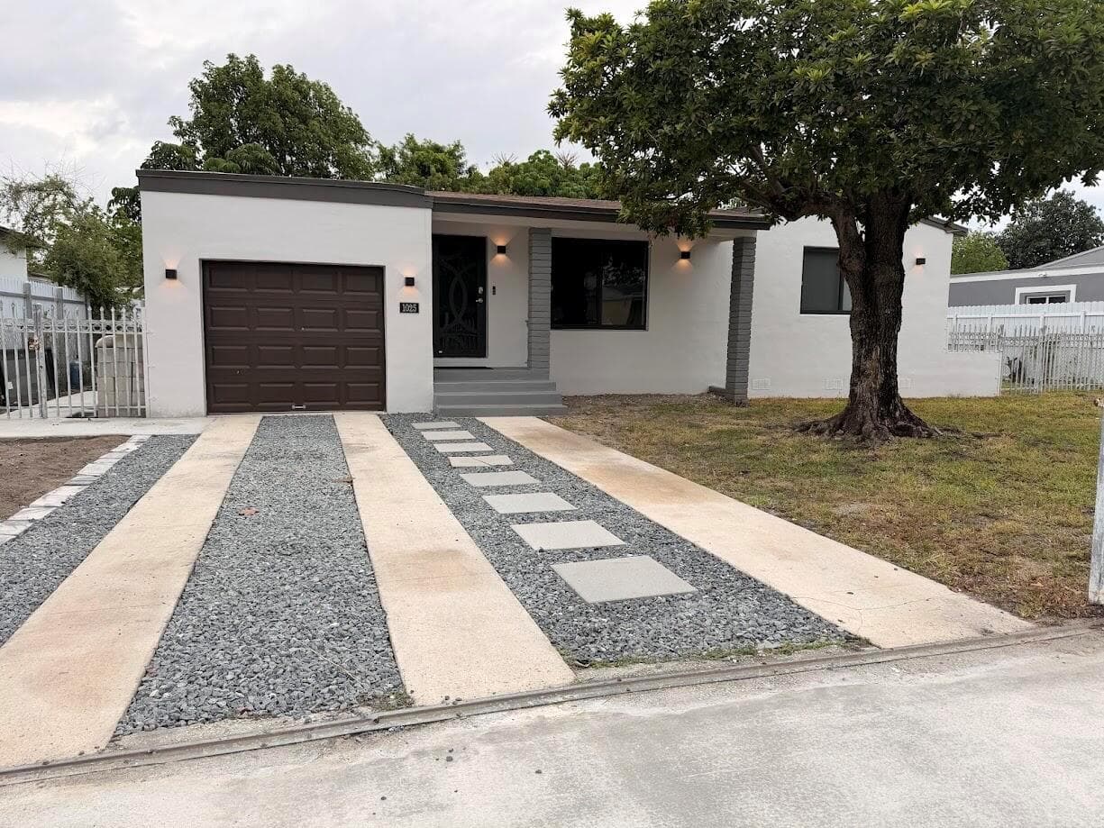 1025 NW 148TH Street # 2, Miami, FL 33168