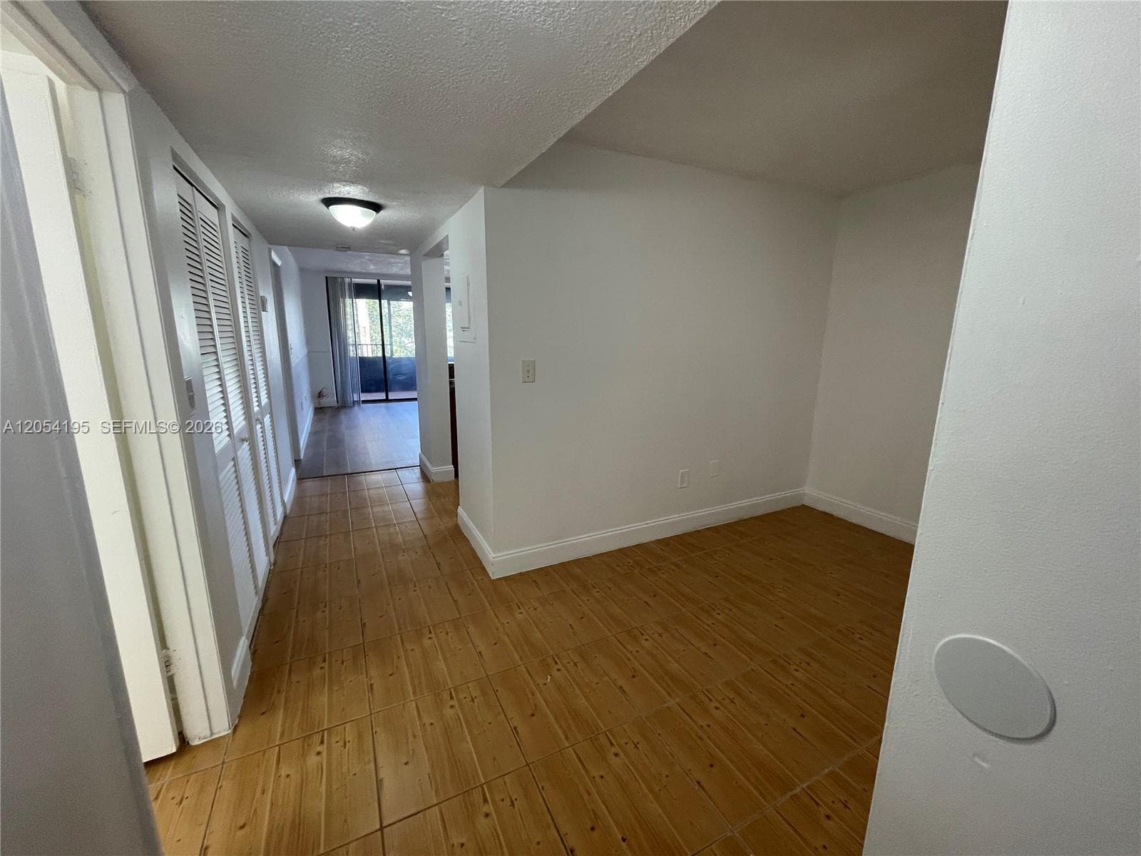 16220 NW 2nd Ave # 312, Miami, FL 33169 photo 3