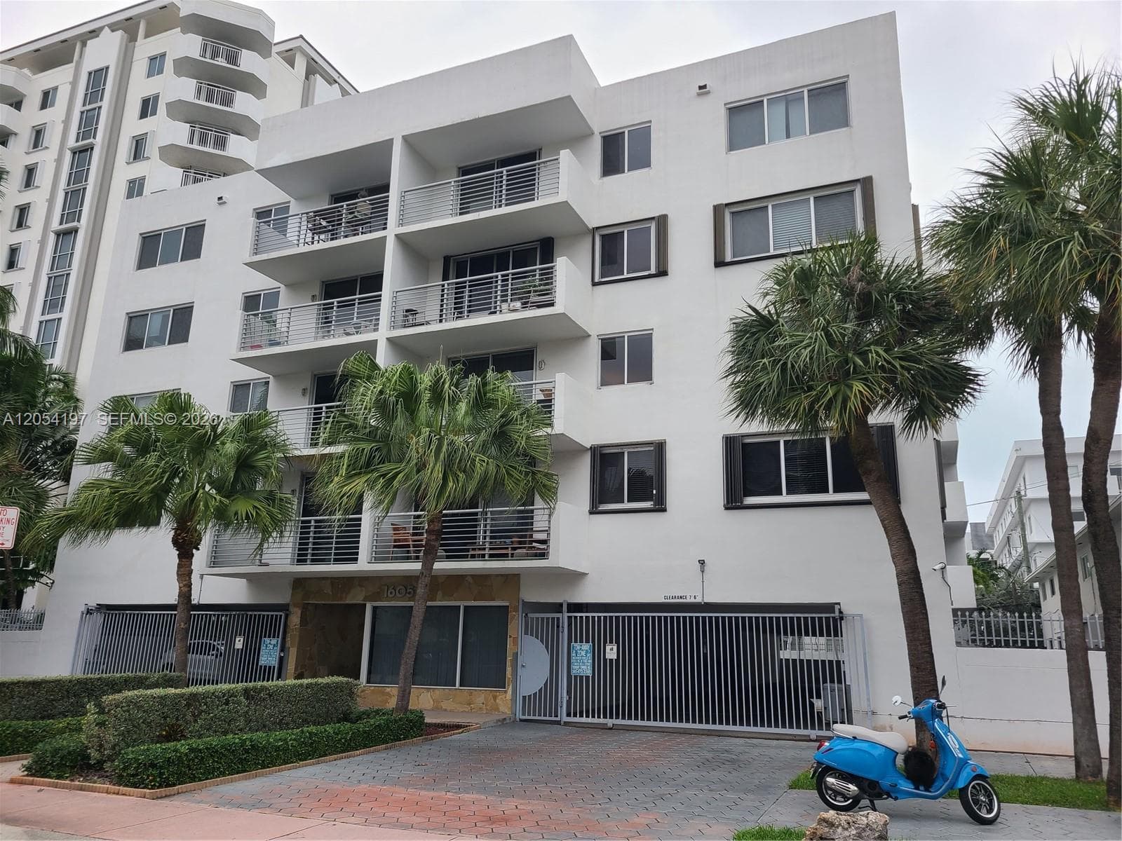 1605 Bay Rd # 206, Miami Beach, FL 33139 photo 2