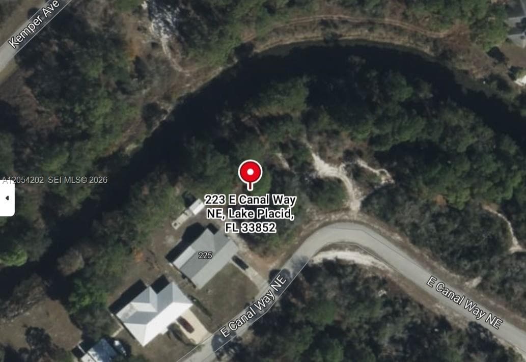 223 E Canal Way, Lake Placid, FL 33852