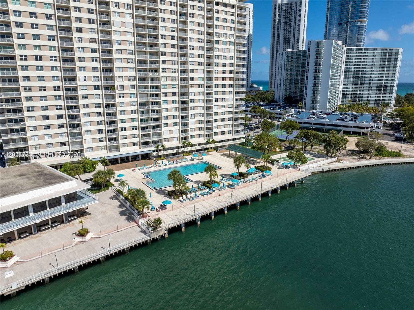 500 Bayview Dr # 232, Sunny Isles Beach, FL 33160