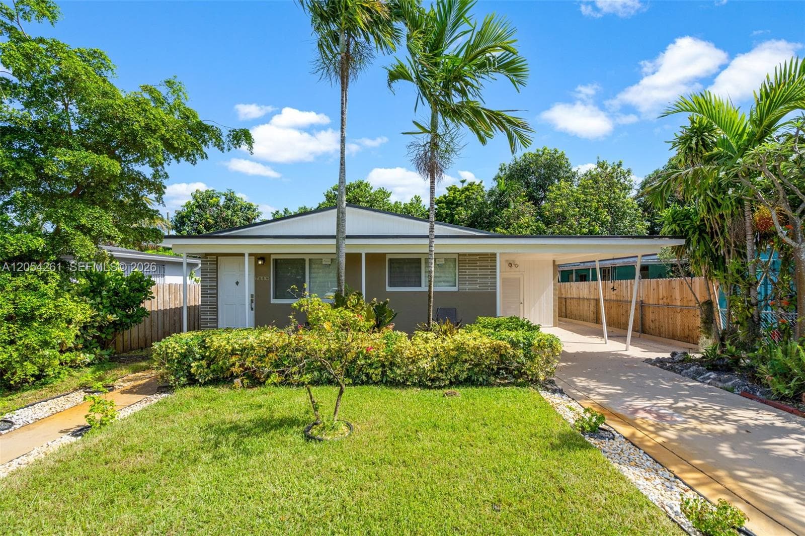 766 E 36th St, Hialeah, FL 33013 photo 2